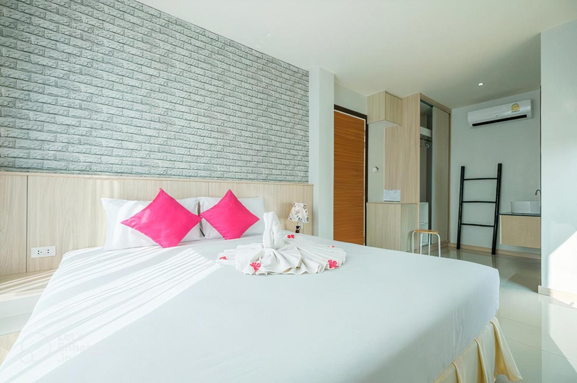 The Wings Boutique Hotels Ko Lanta Extérieur photo
